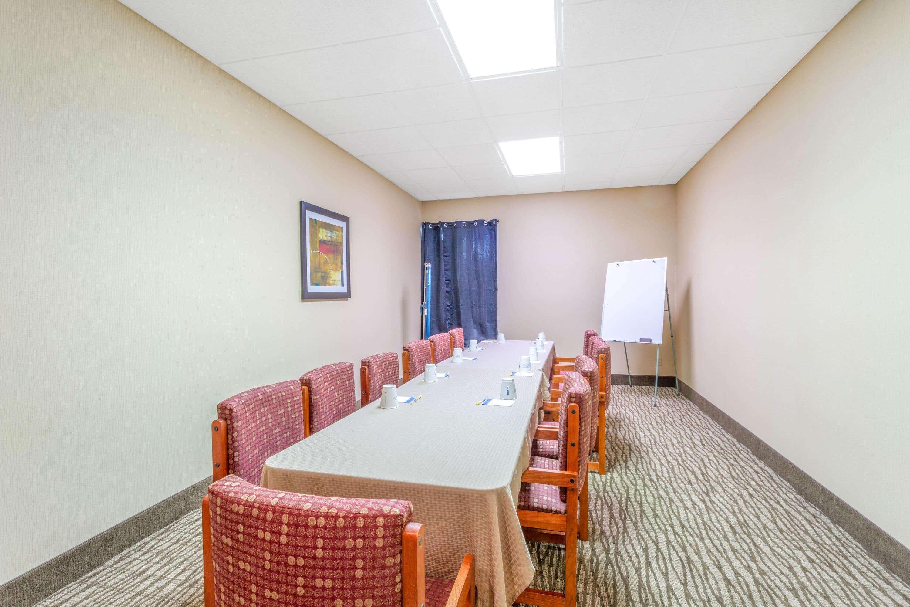 Days Inn By Wyndham Blairsville Bagian luar foto